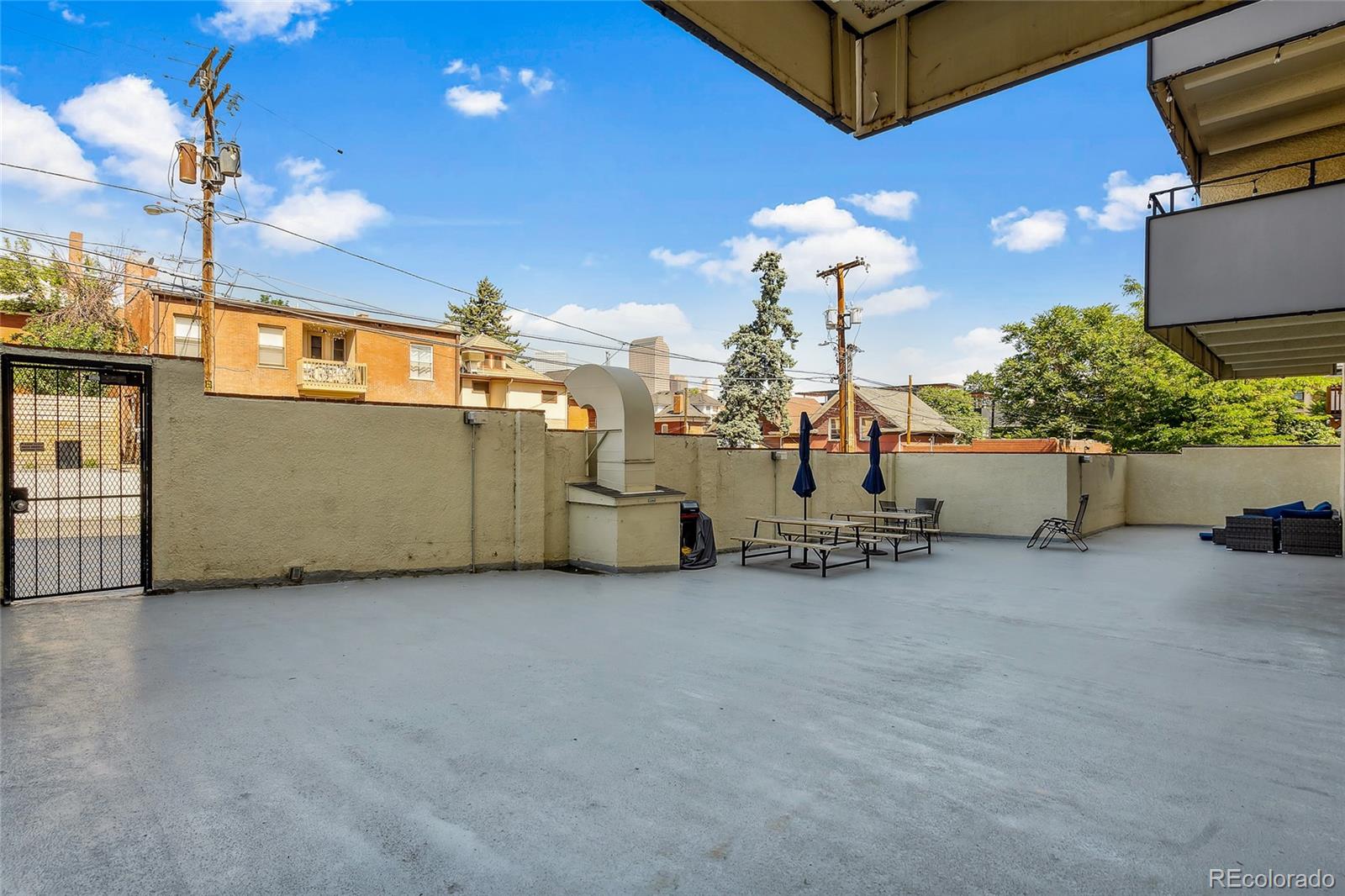 1255 N Ogden Street Unit: 305