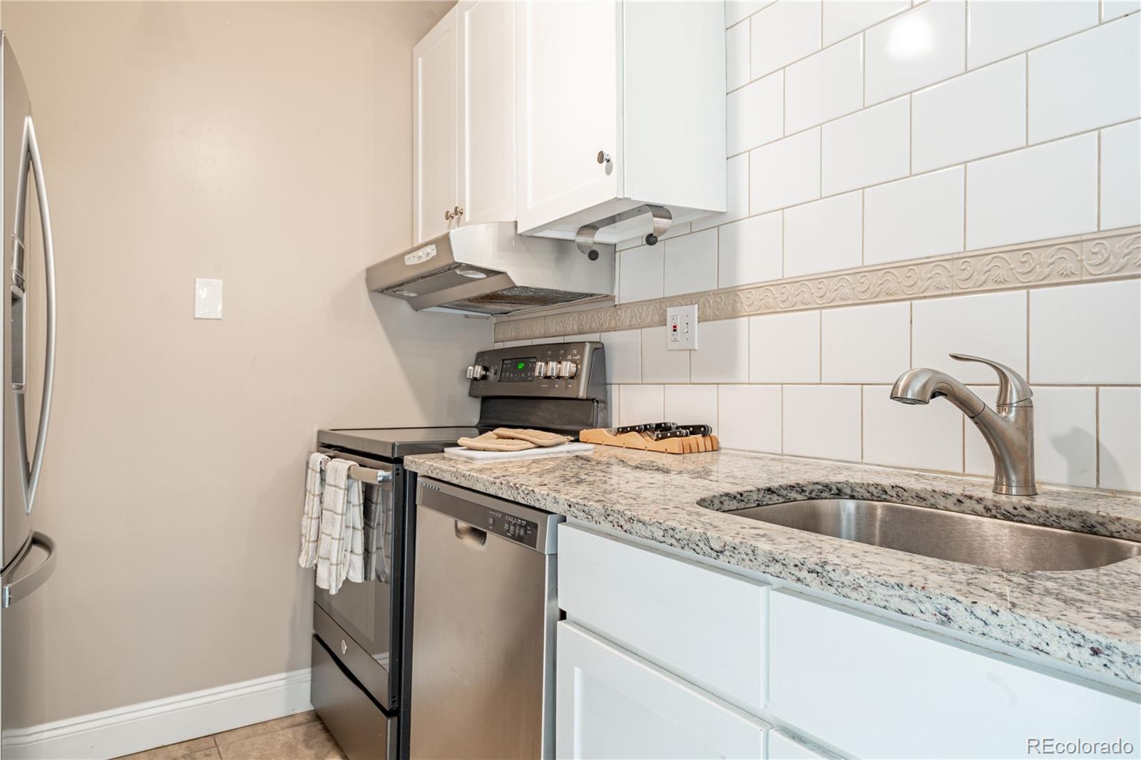 1255 N Ogden Street Unit: 305
