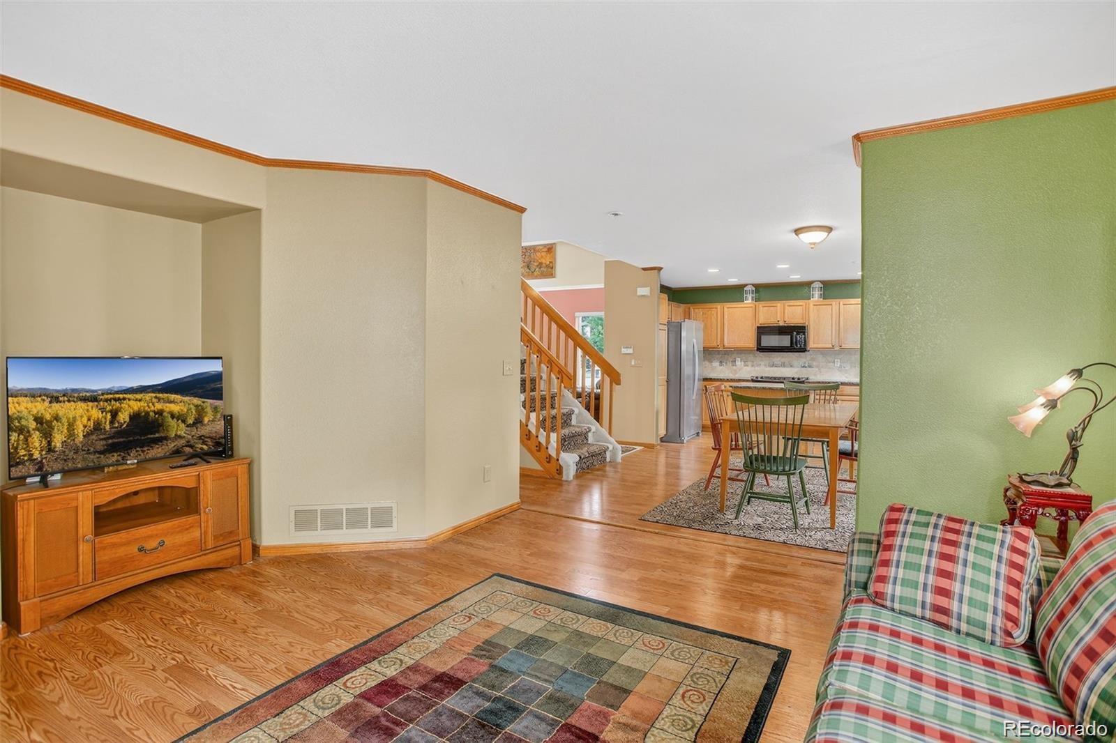 1131 S Chester Court