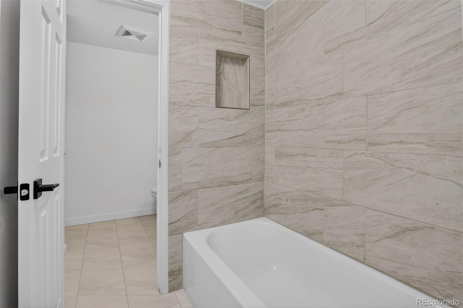 7335 E Quincy Avenue Unit: 104