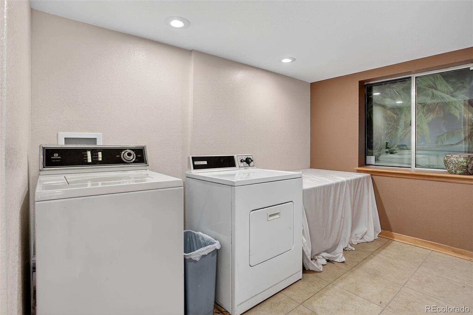 1131 S Chester Court