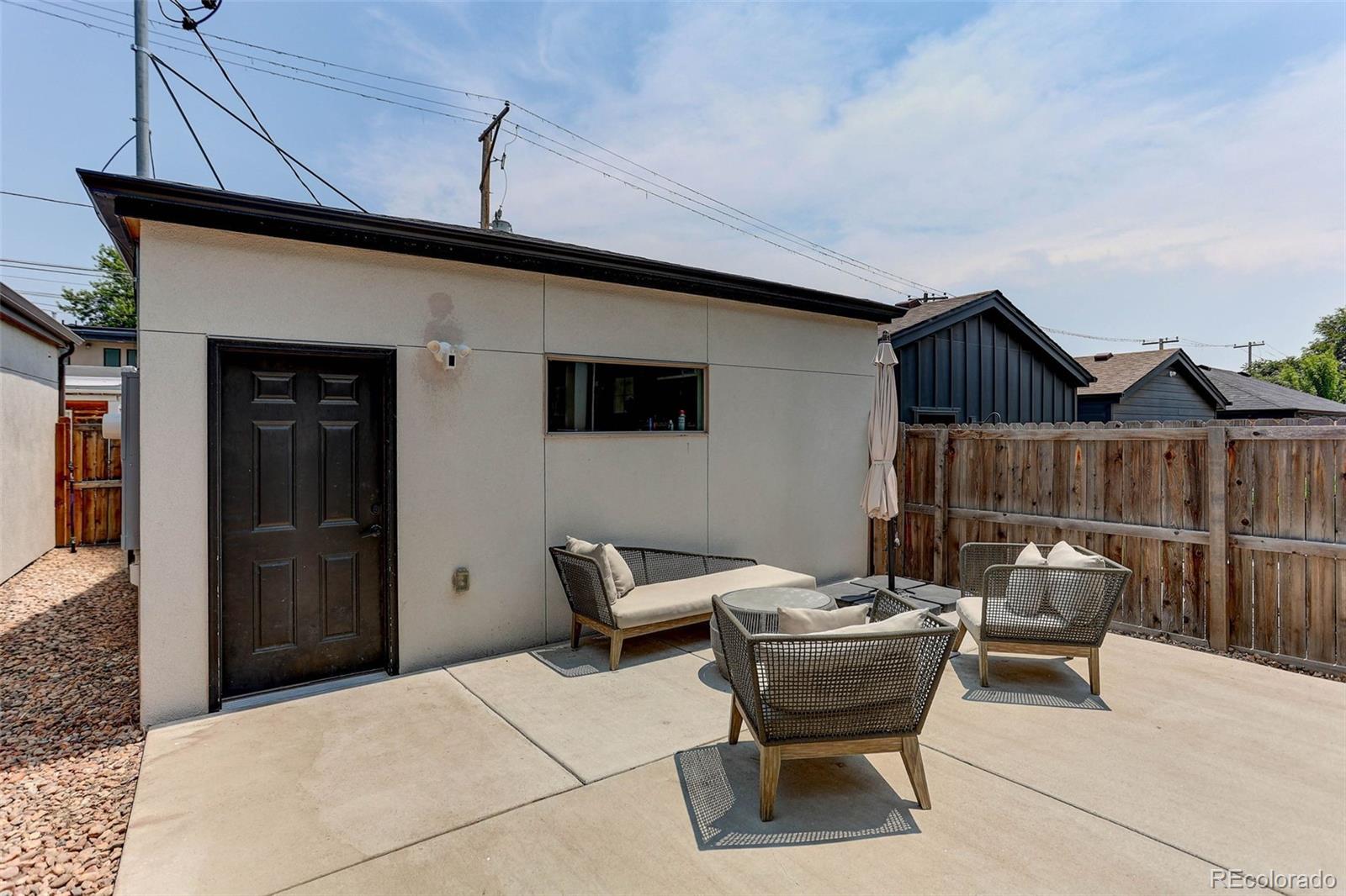 3650 Mariposa Street