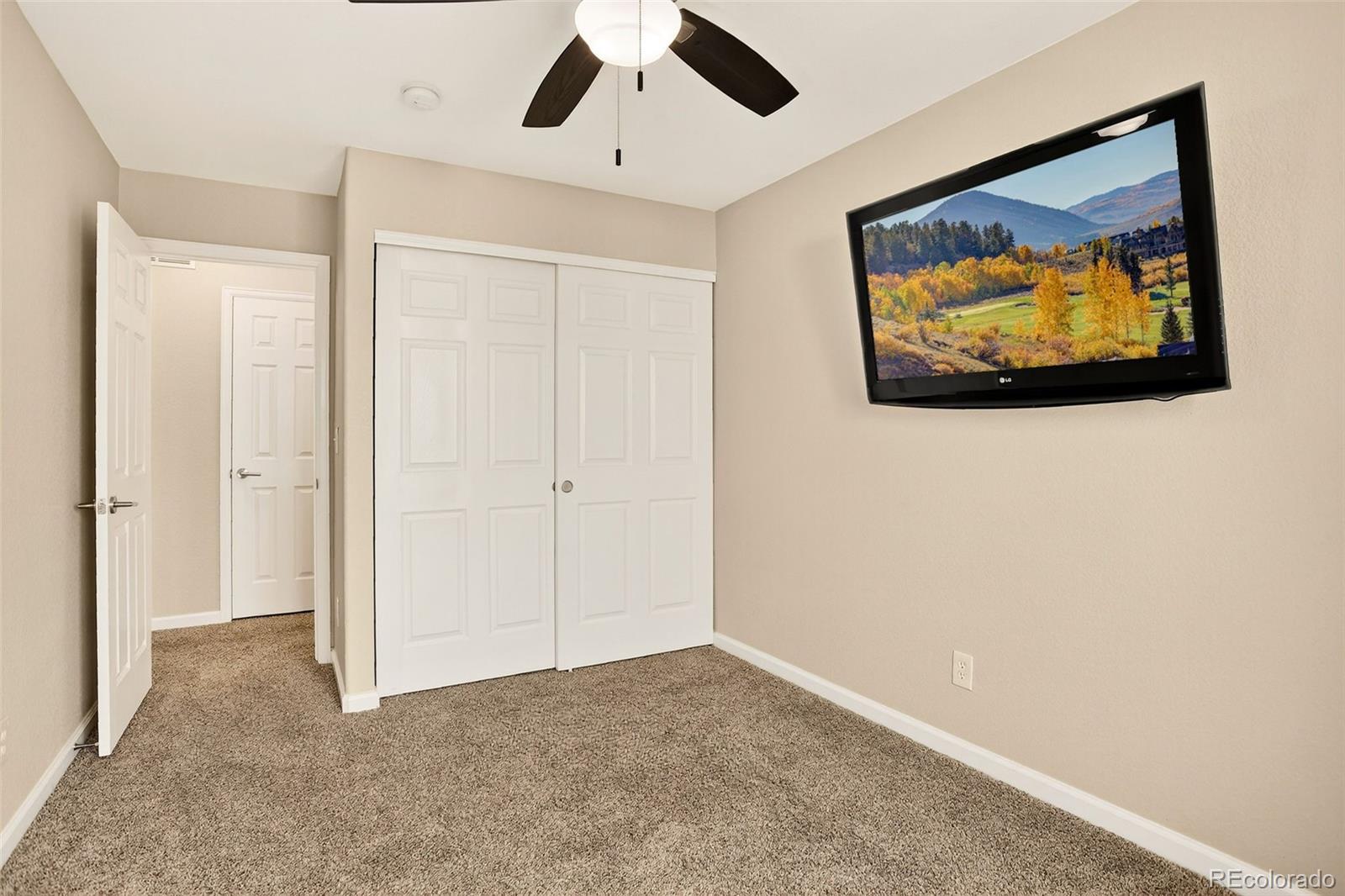 5491 S Versailles Street