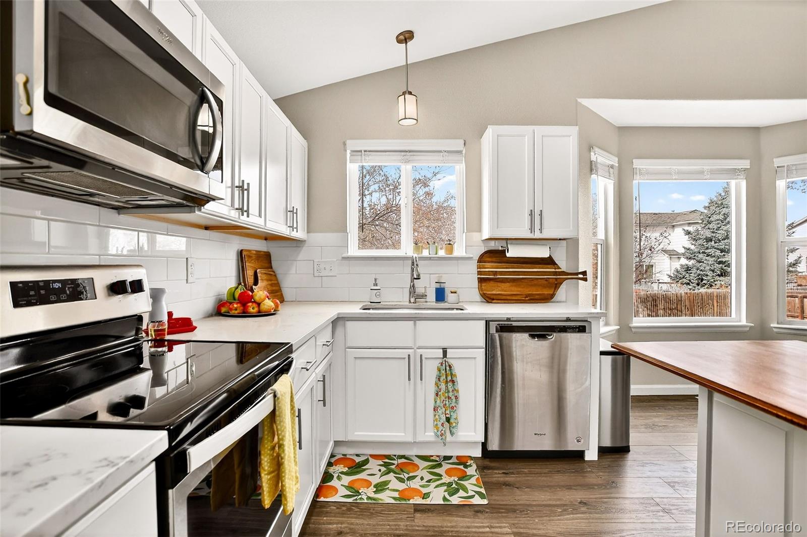 5491 S Versailles Street