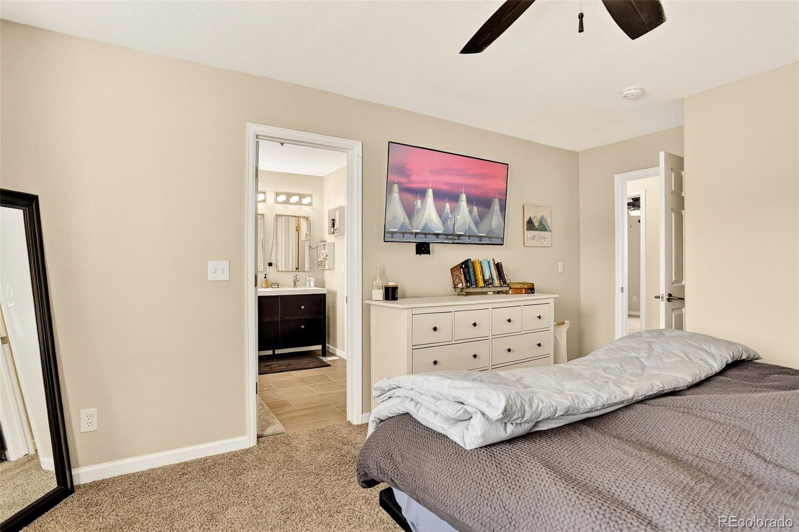 5491 S Versailles Street