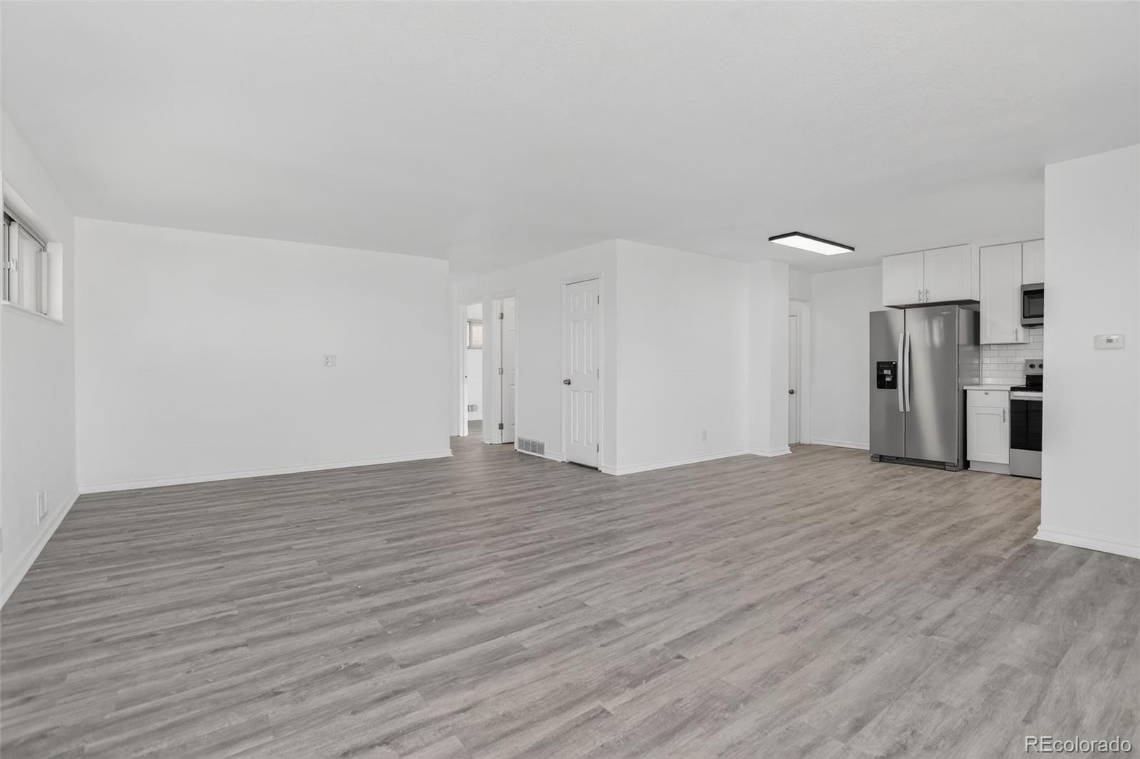 1502 E 110th Place