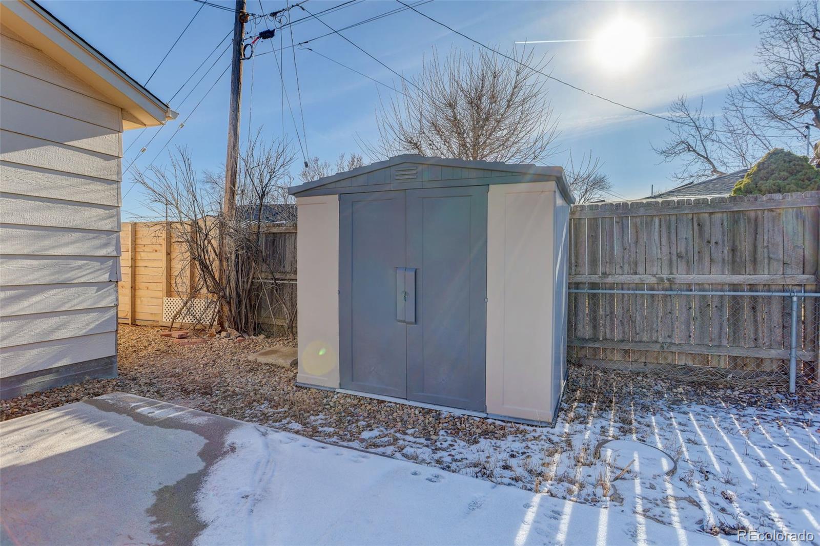 1502 E 110th Place