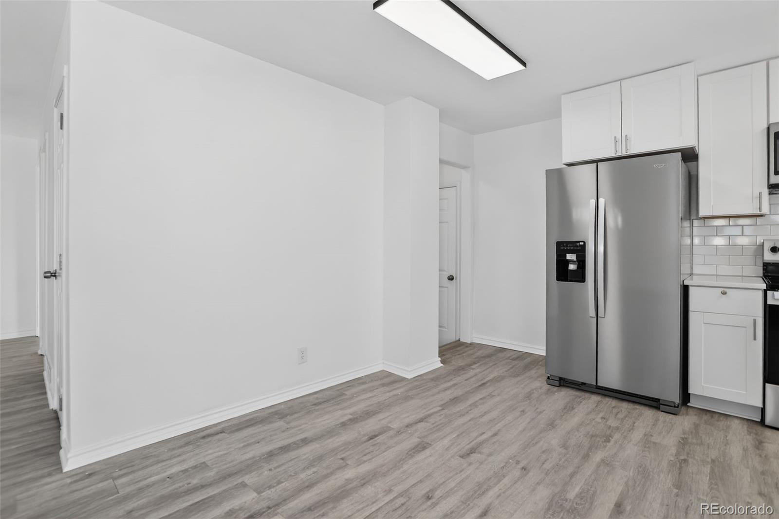 1502 E 110th Place