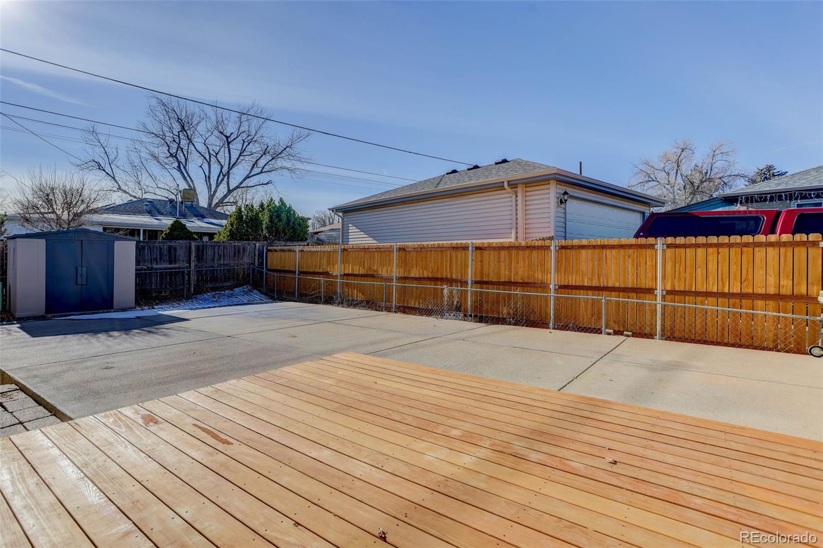 1502 E 110th Place