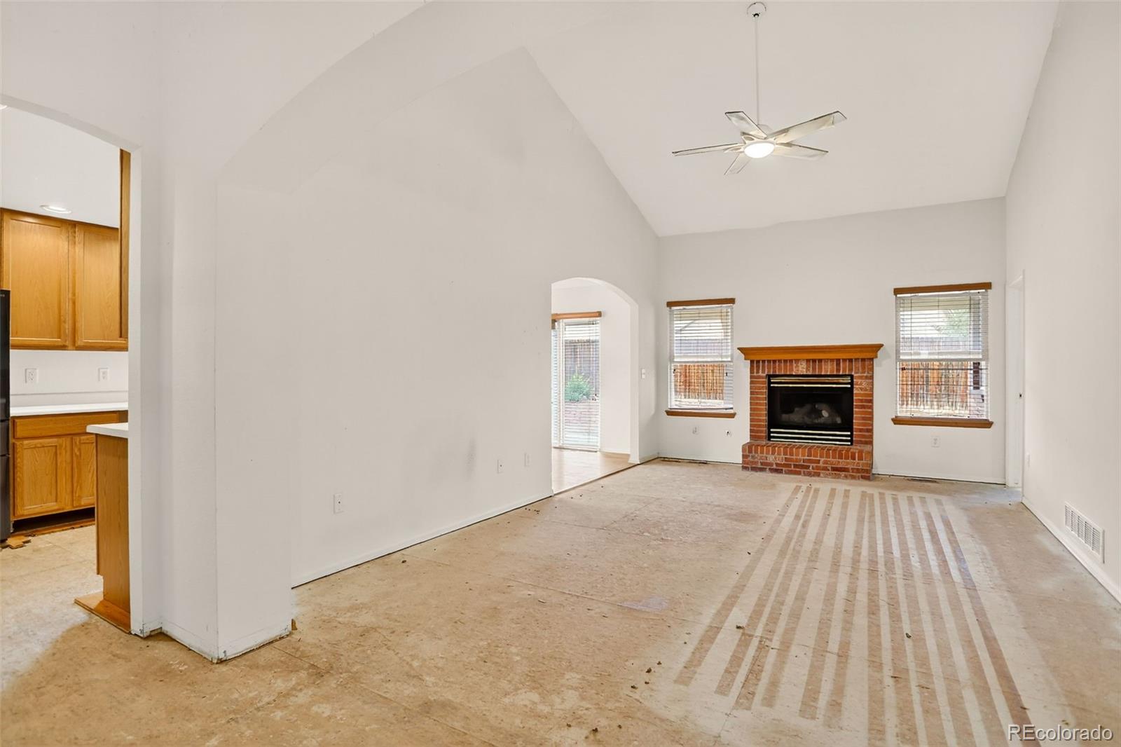 2467 E 126th Loop