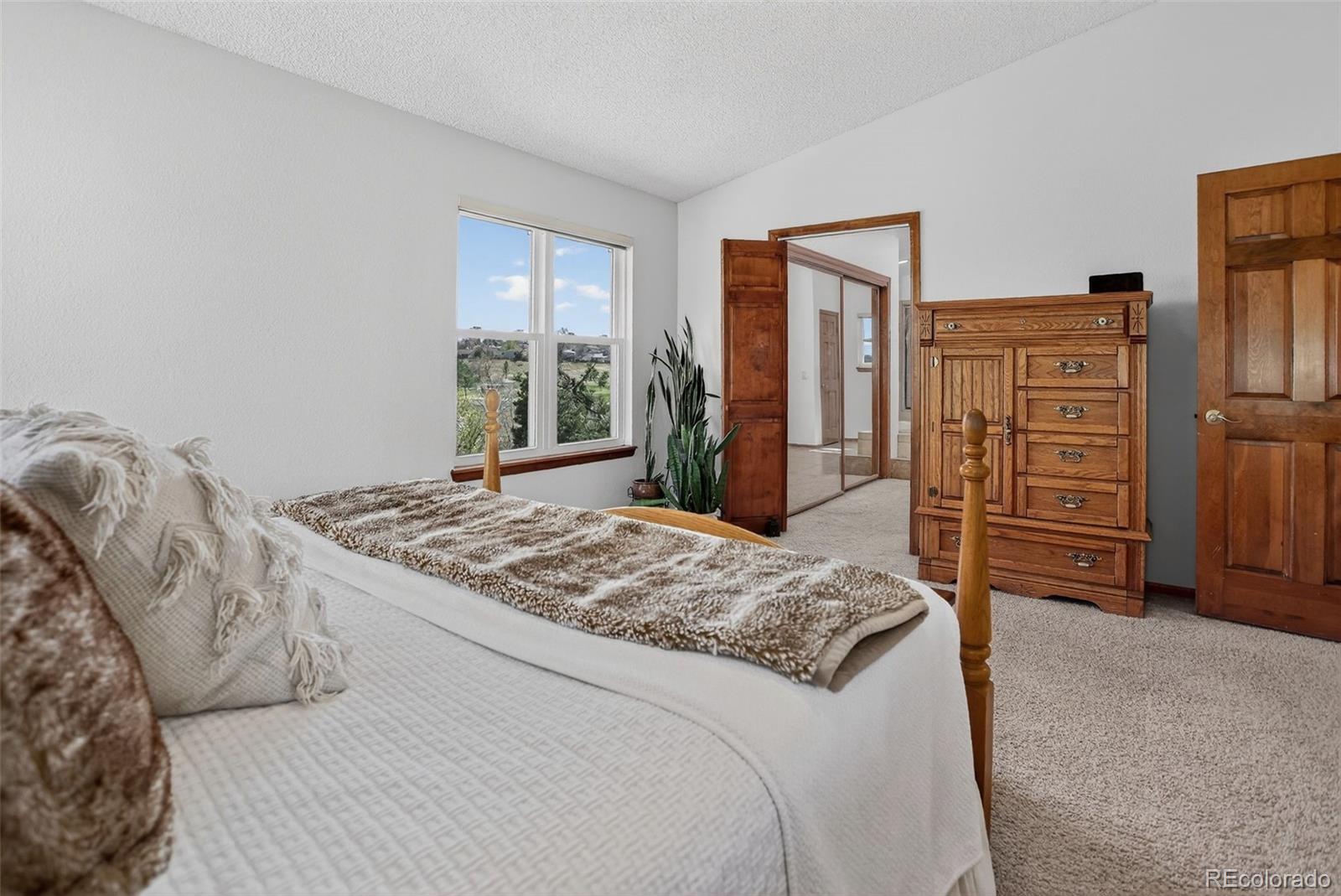 8864 S Indian Creek Street