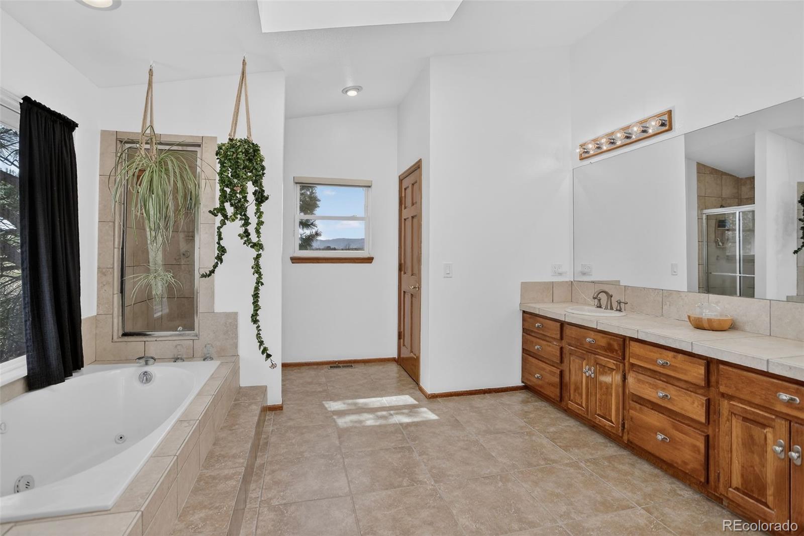 8864 S Indian Creek Street