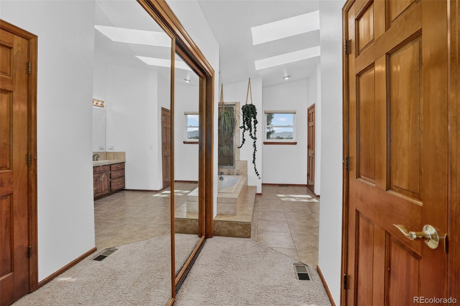 8864 S Indian Creek Street