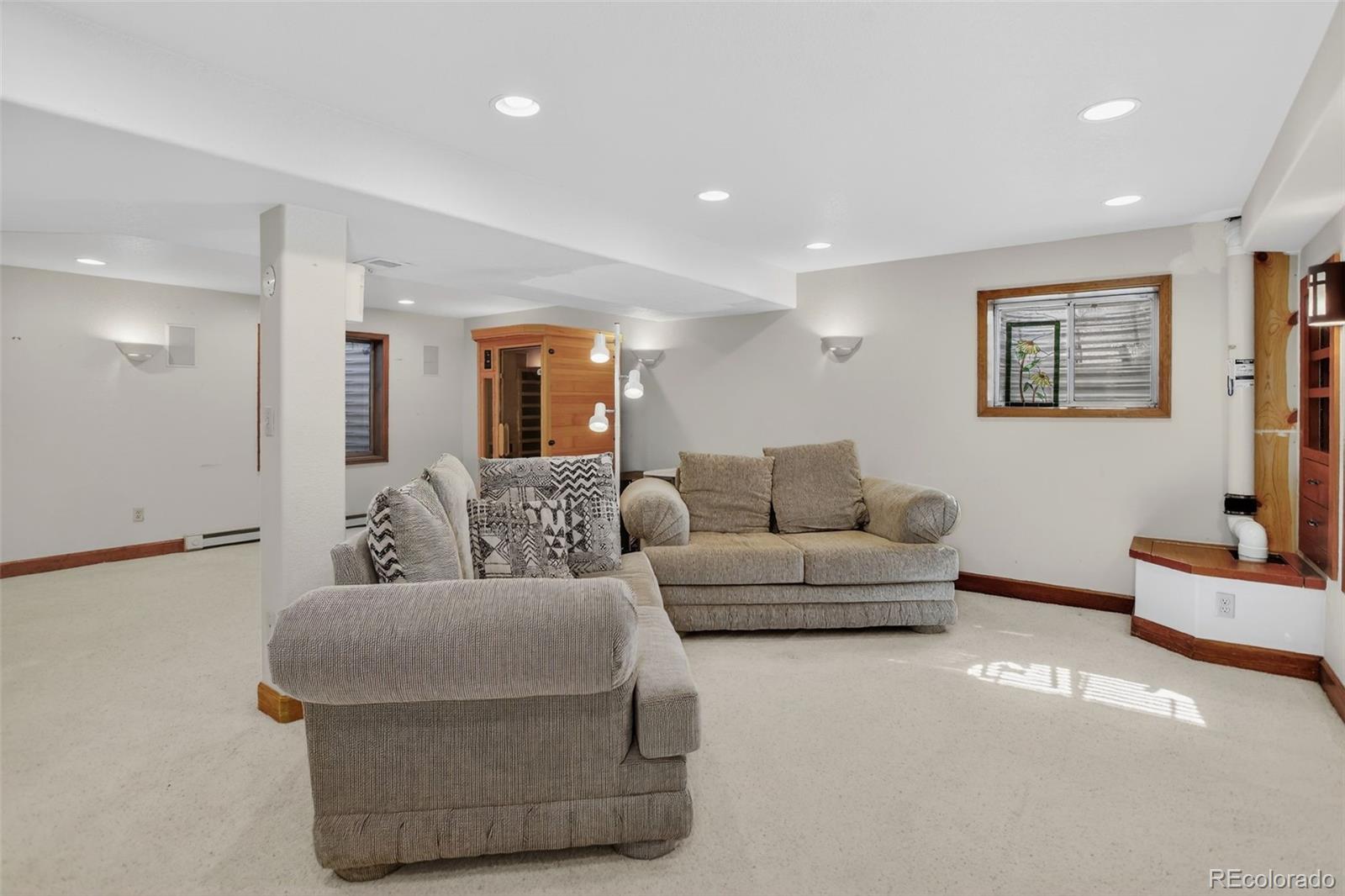 8864 S Indian Creek Street