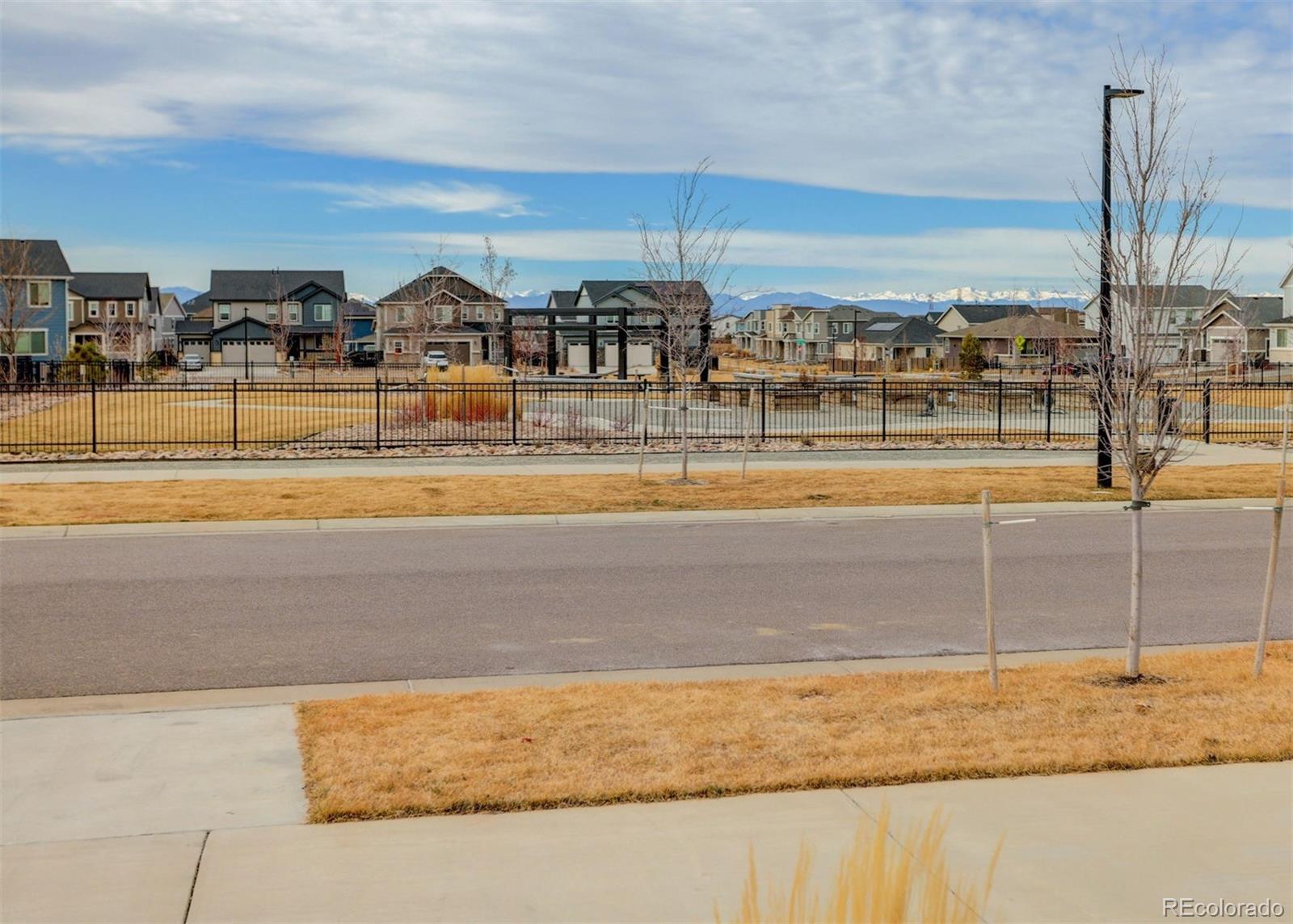 166 S Waterloo Street