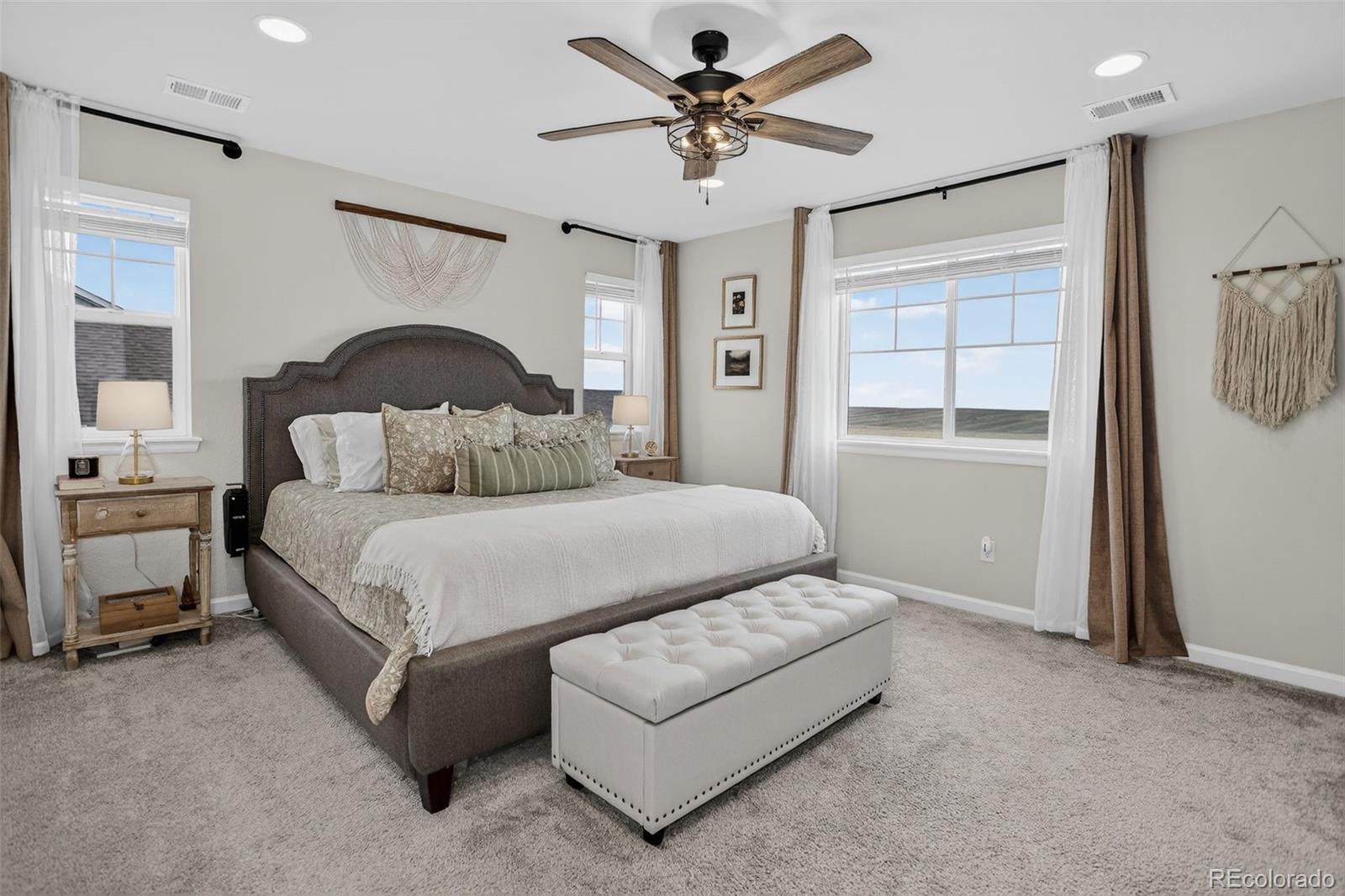 166 S Waterloo Street