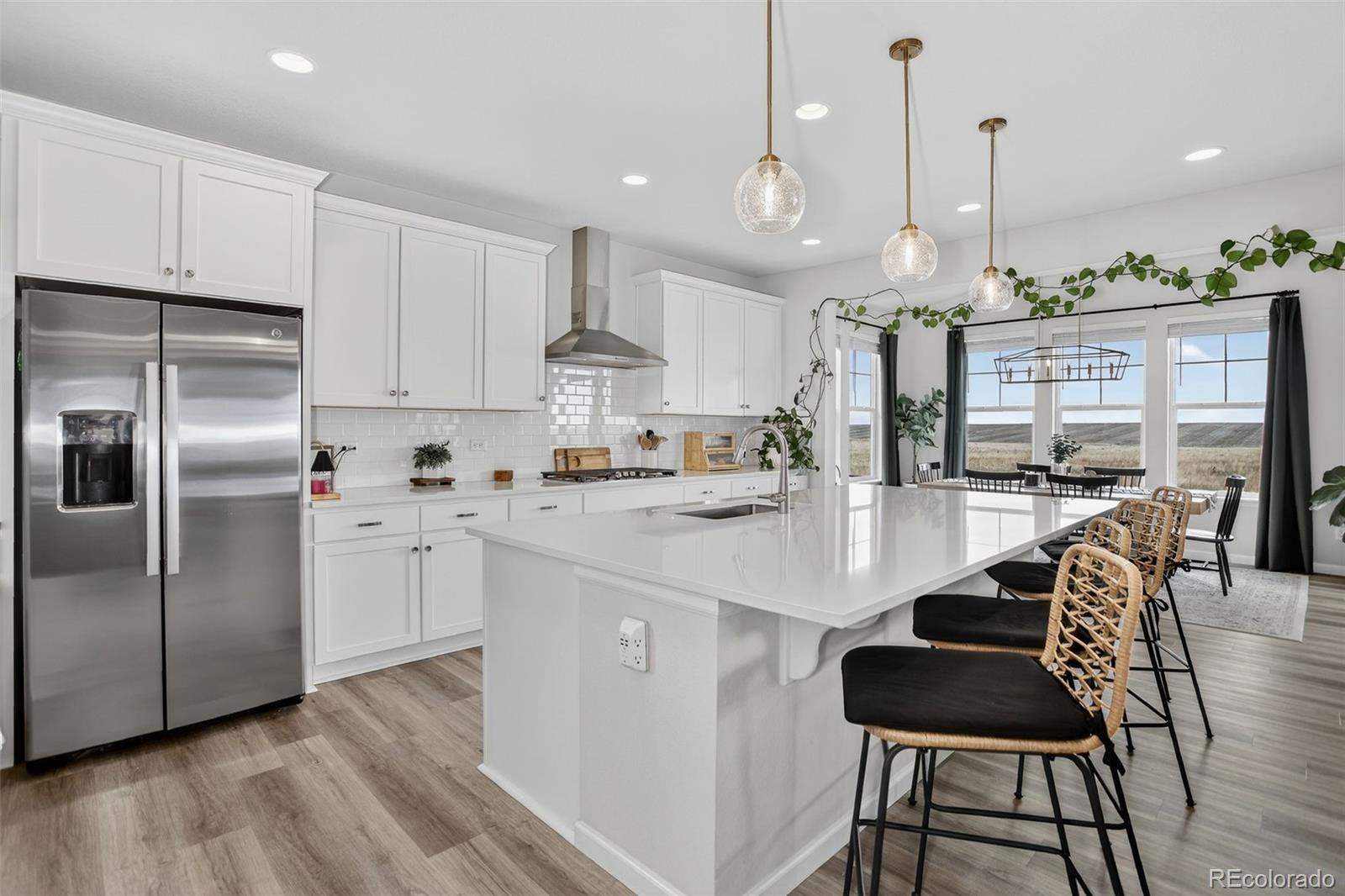 166 S Waterloo Street