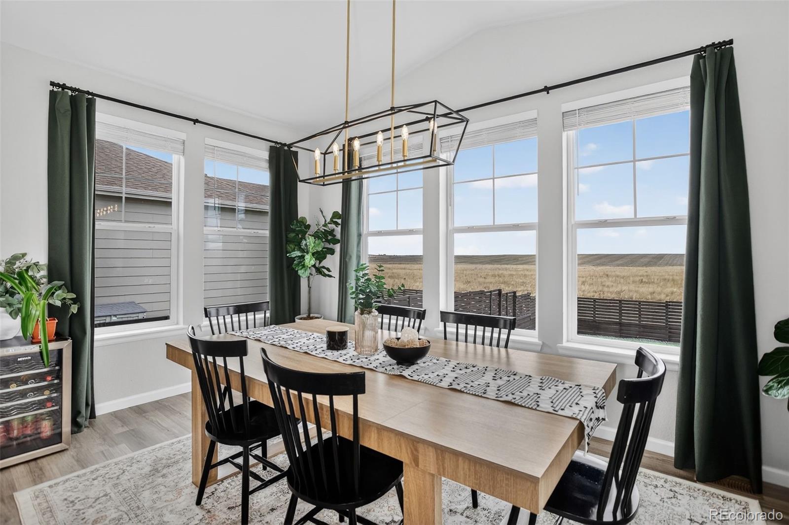 166 S Waterloo Street