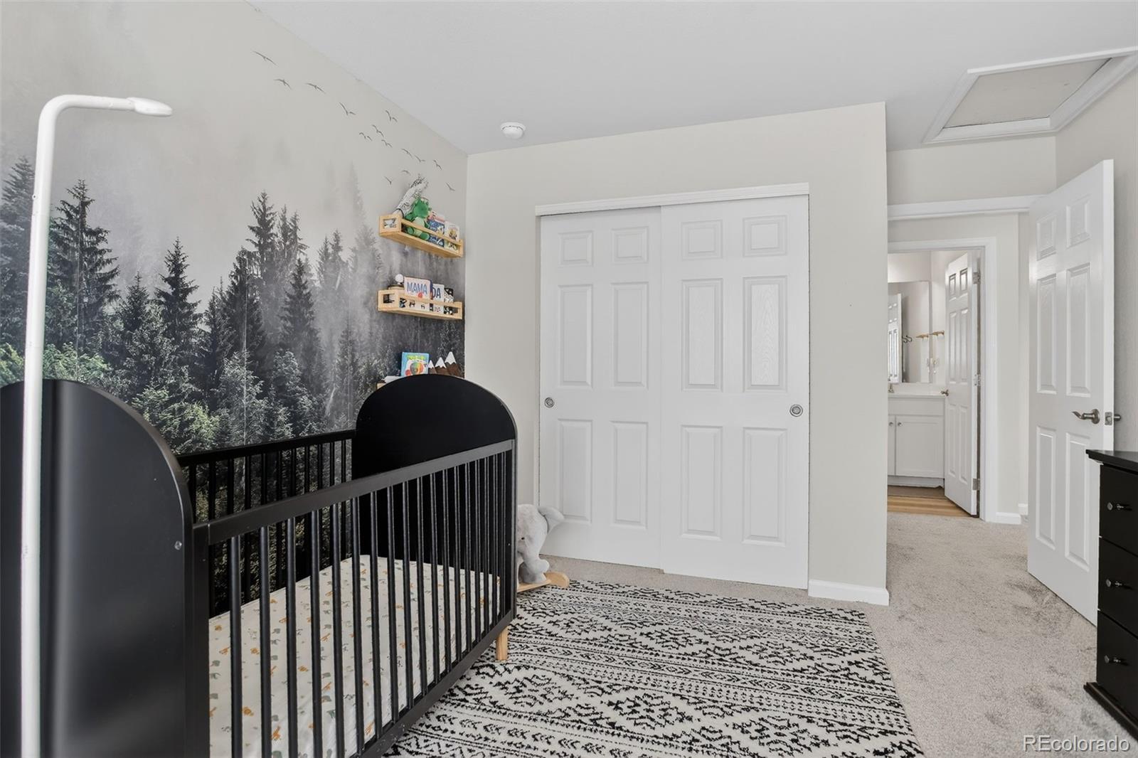 166 S Waterloo Street