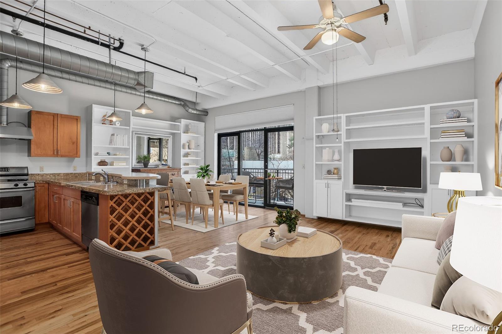 1800 Lawrence Street Unit: 207