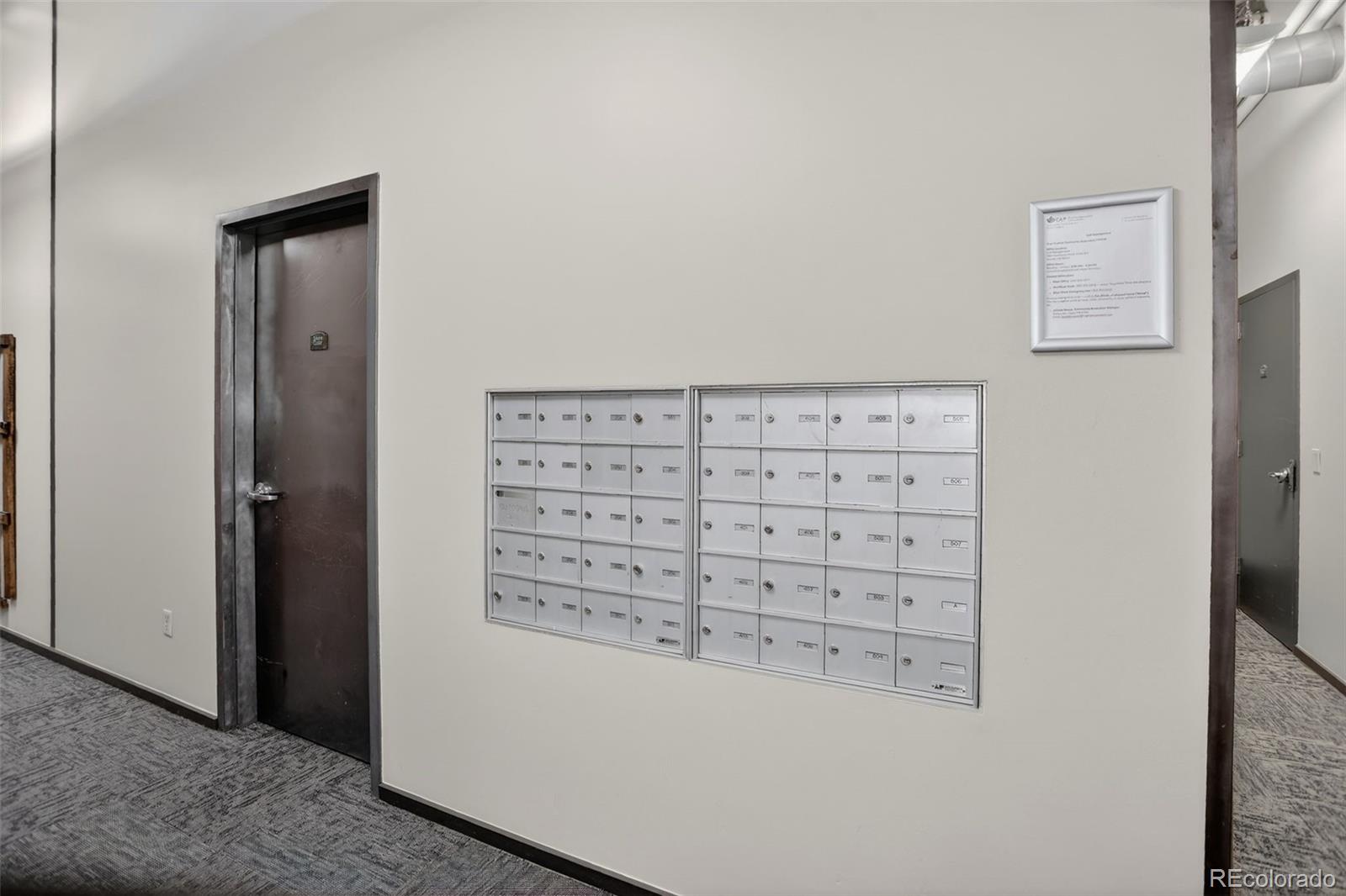 1800 Lawrence Street Unit: 207