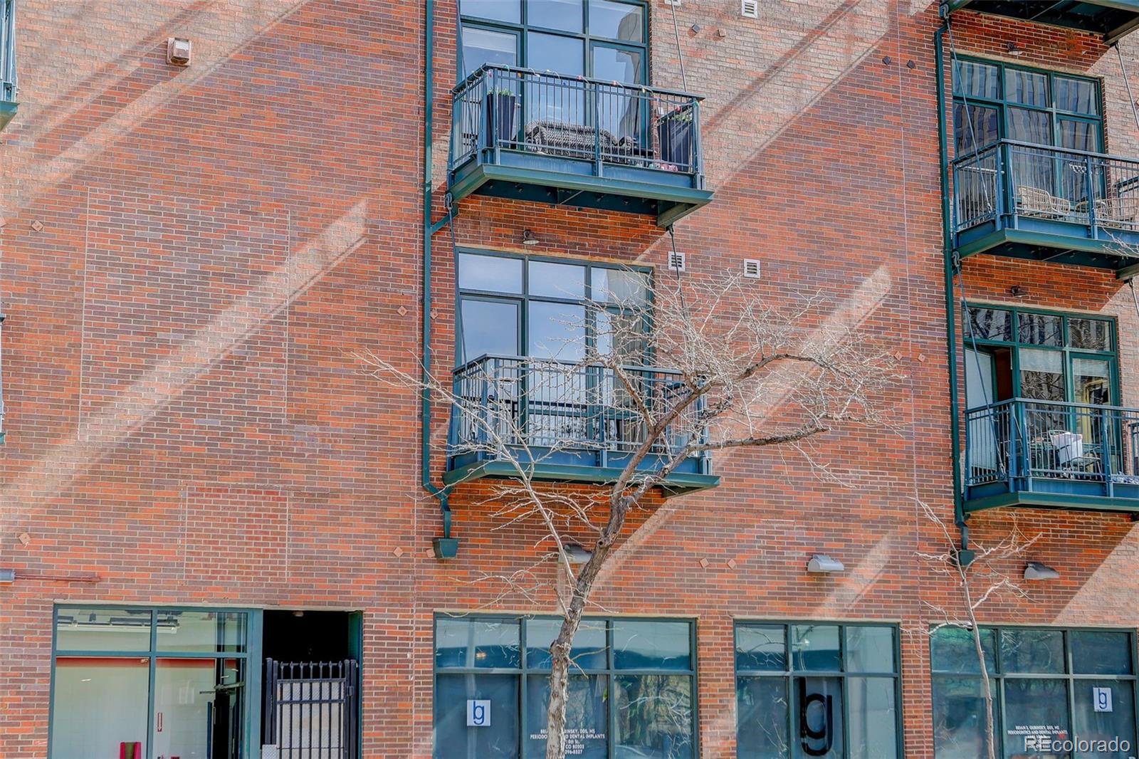 1800 Lawrence Street Unit: 207