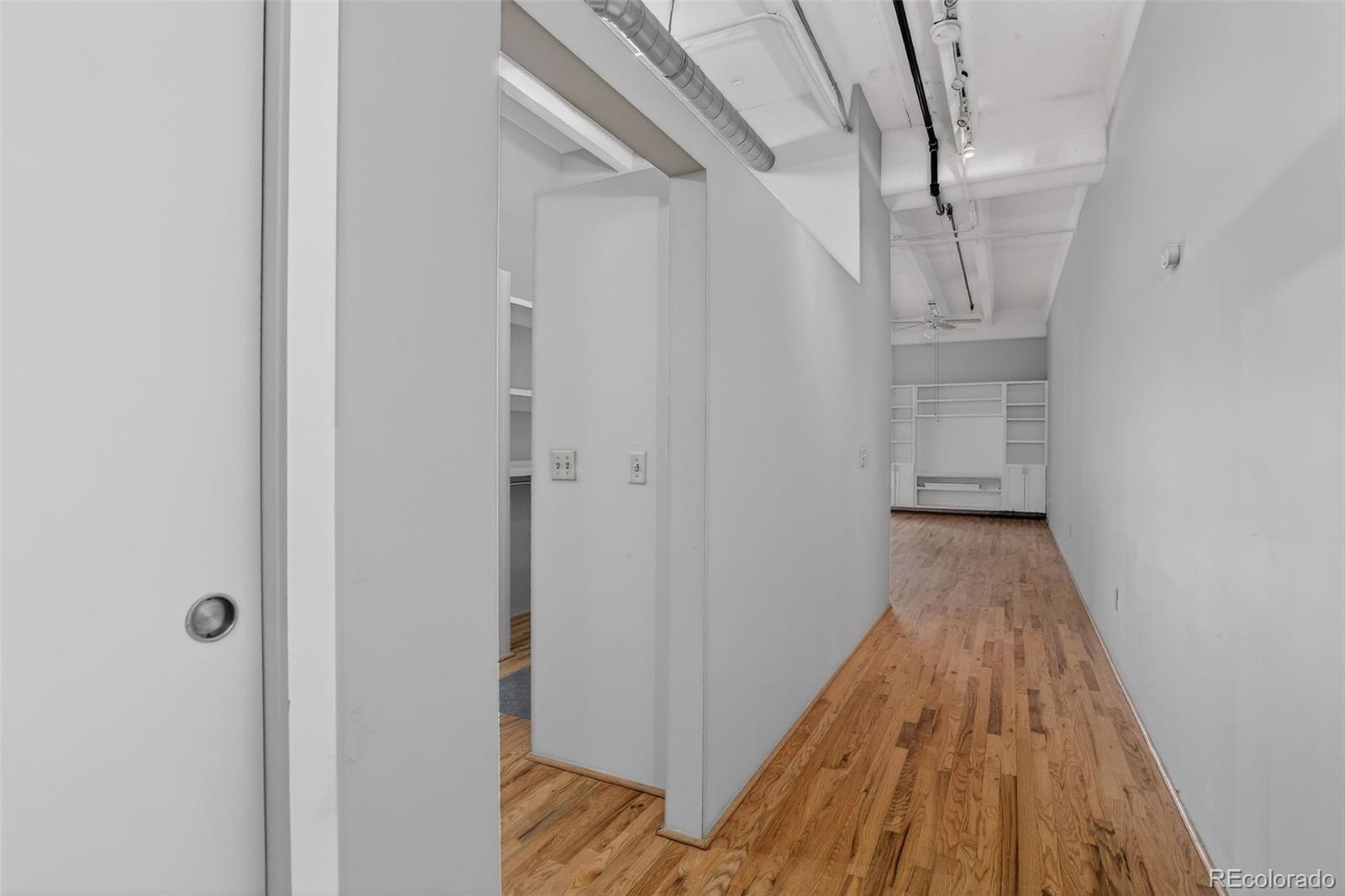 1800 Lawrence Street Unit: 207