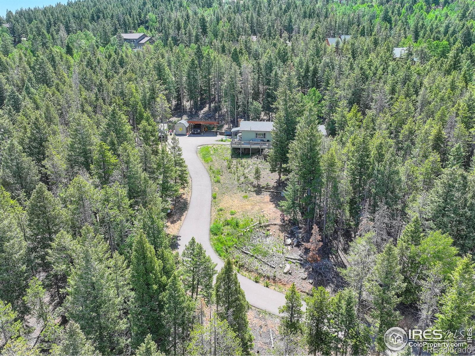 8340 London Lane