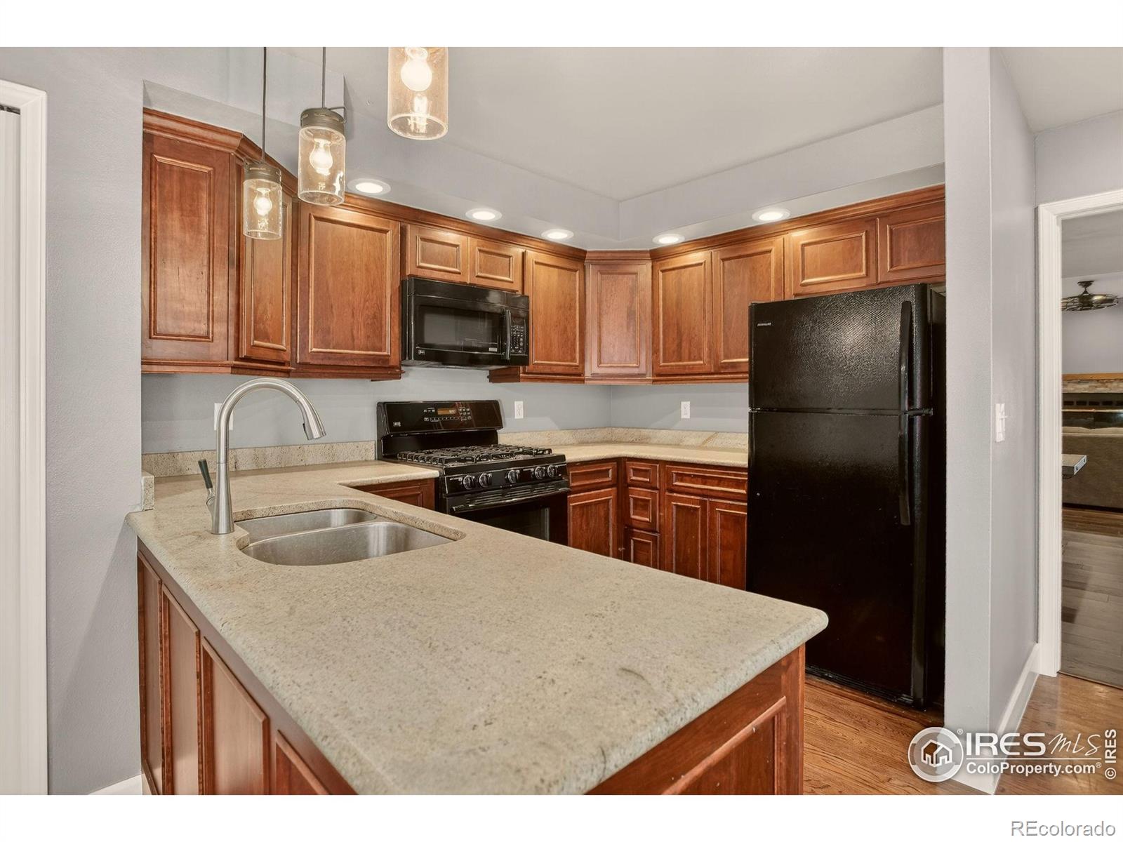 10000 E Yale Avenue Unit: 41