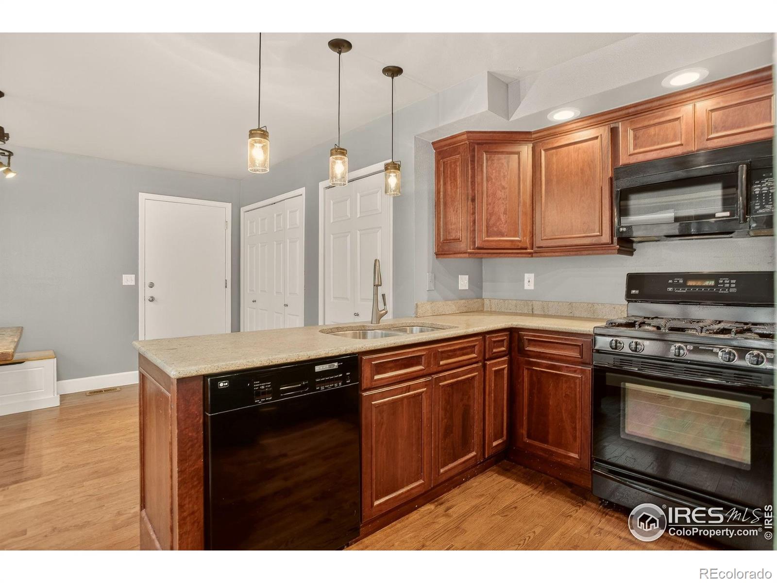 10000 E Yale Avenue Unit: 41