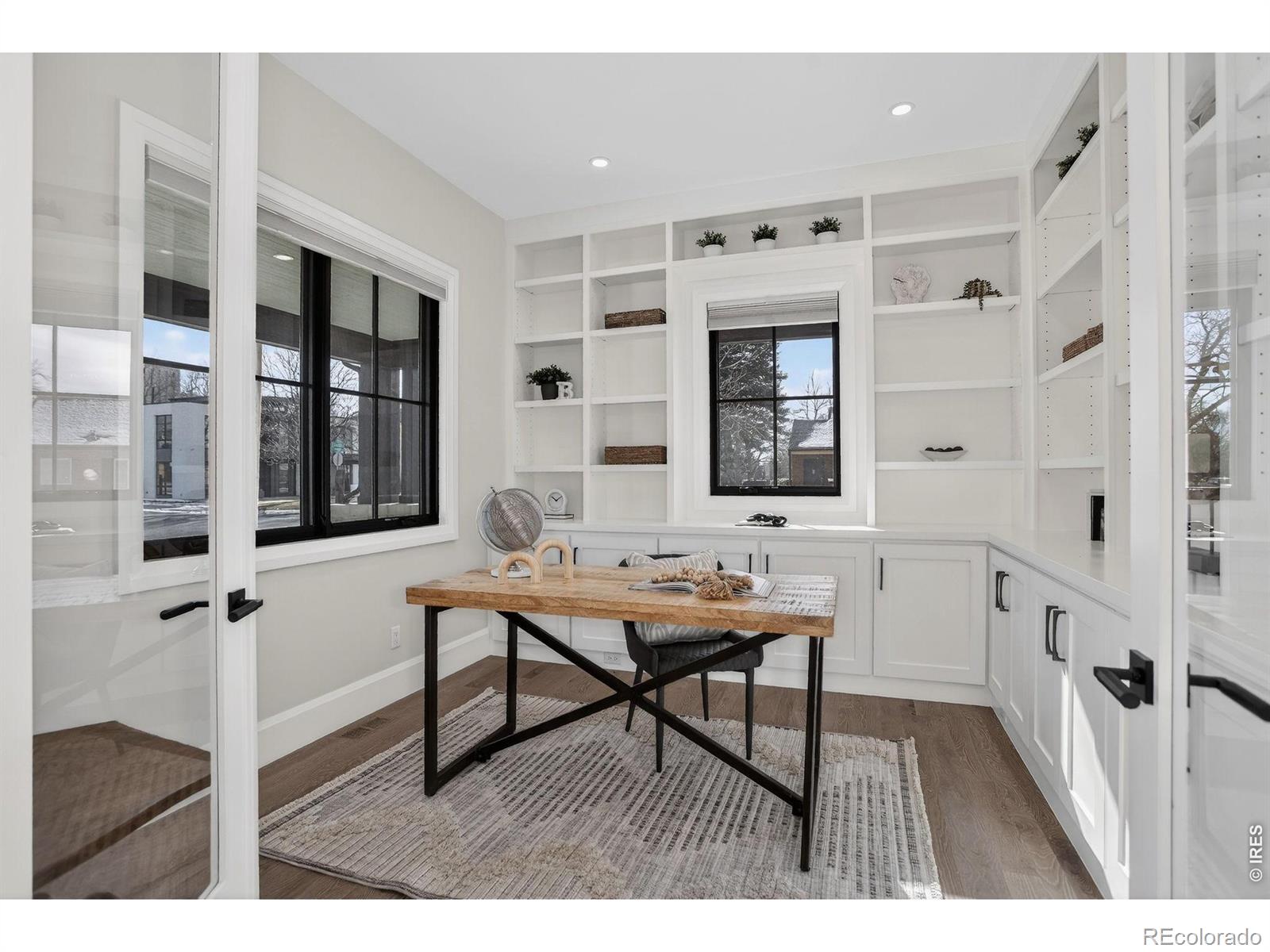 1295 S Garfield Street