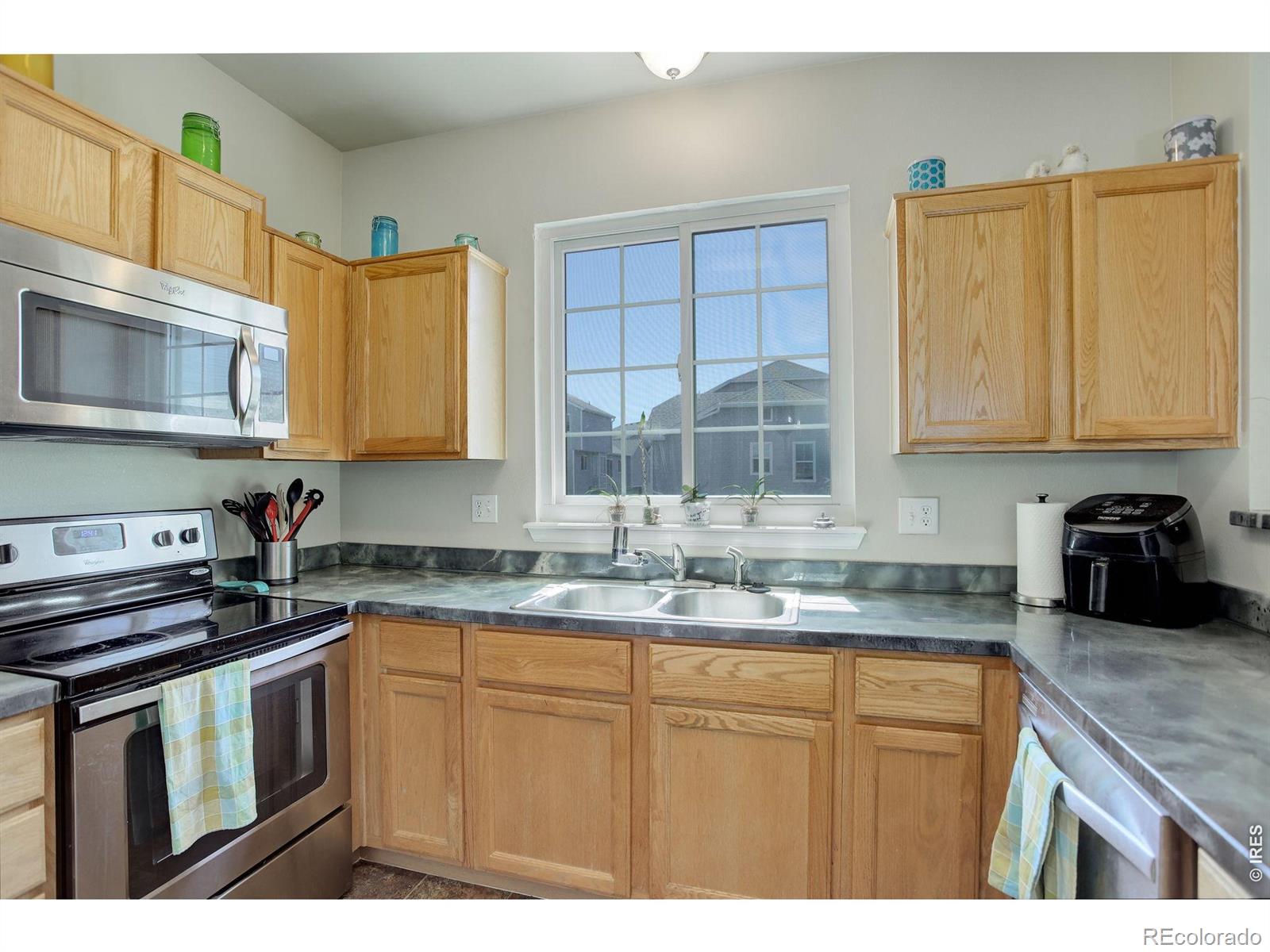4120 E 119th Place