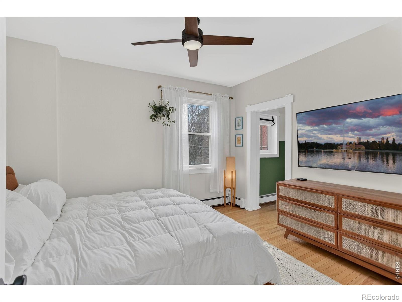 1648 N Ogden Street Unit: 4