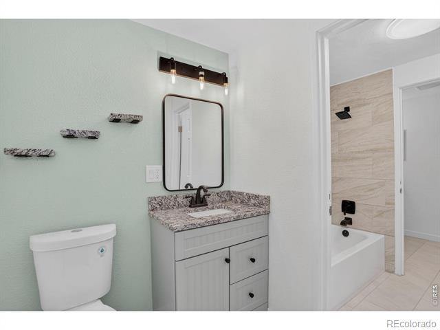 7335 E Quincy Avenue Unit: 104