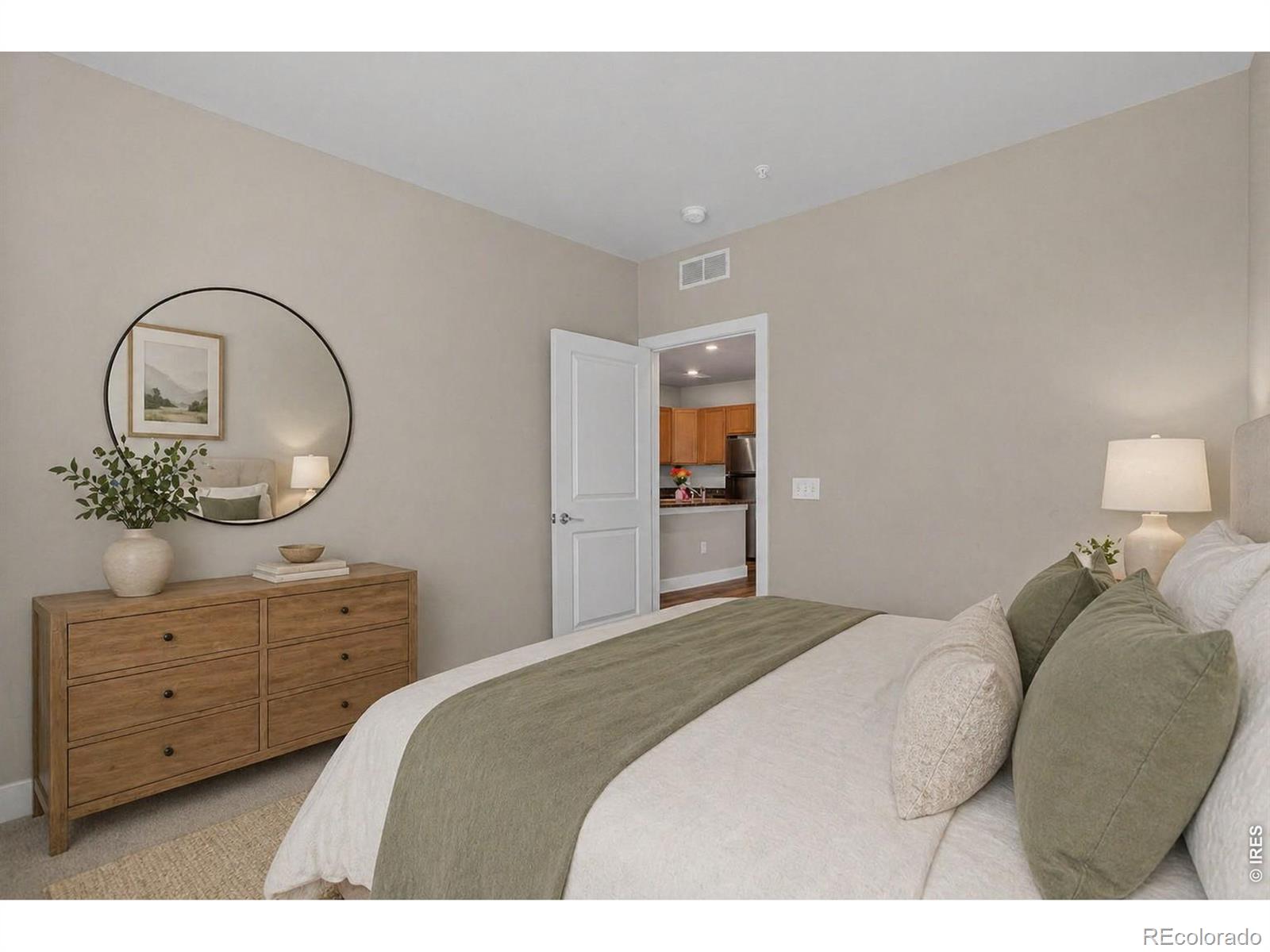 14351 E Tennessee Avenue Unit: 305