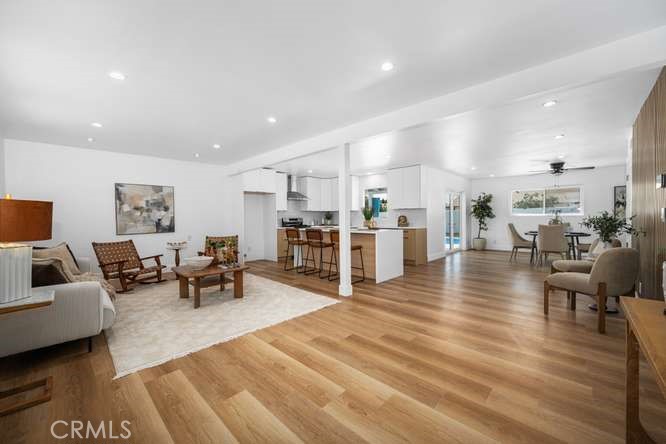 2383 E Bellamy