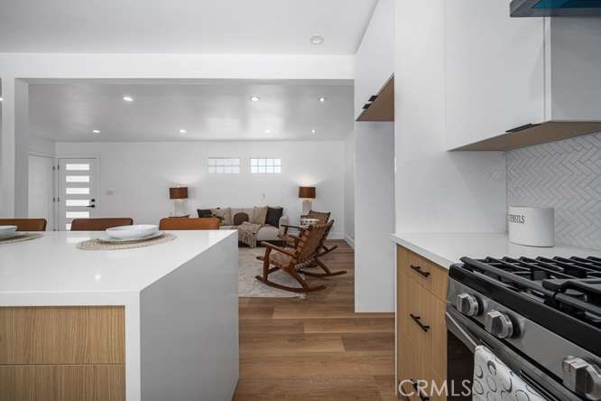 2383 E Bellamy