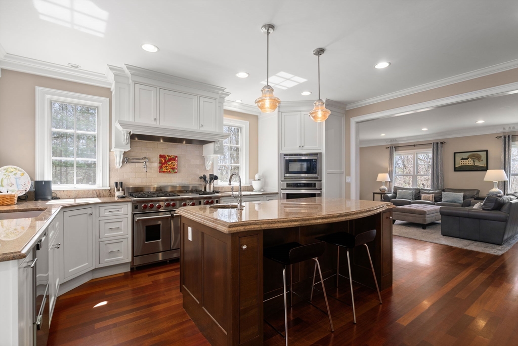 47 Brewster Rd