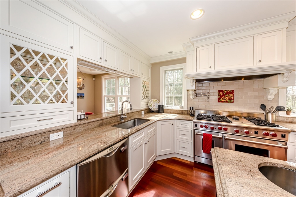 47 Brewster Rd