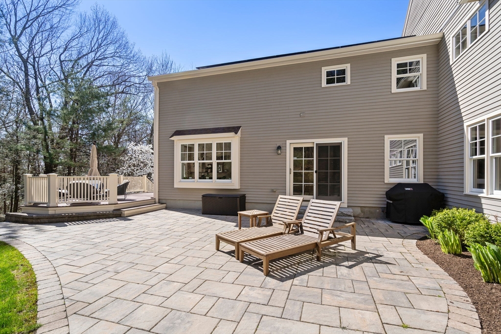 47 Brewster Rd
