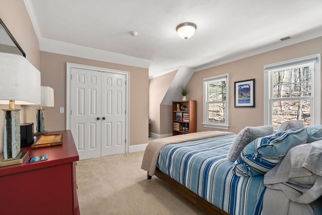 47 Brewster Rd