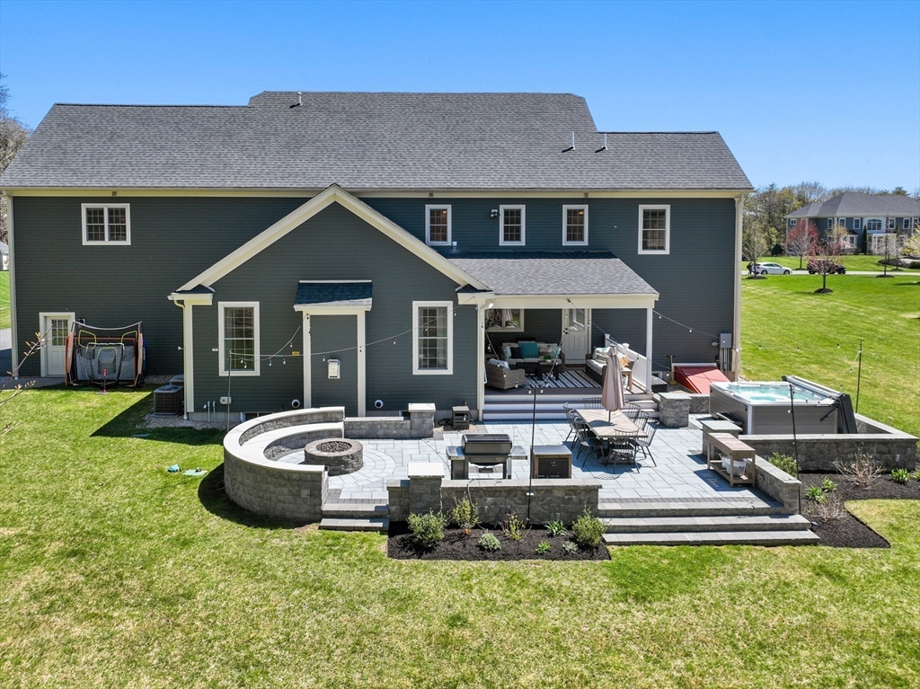 25 Anthony Dr