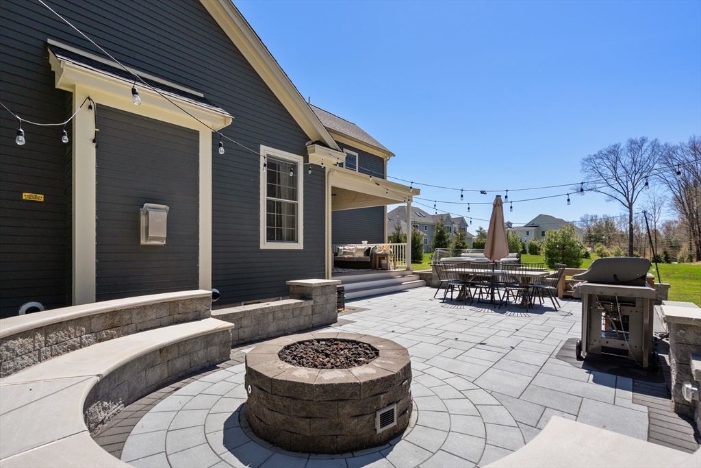 25 Anthony Dr