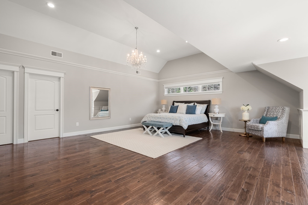 25 Anthony Dr
