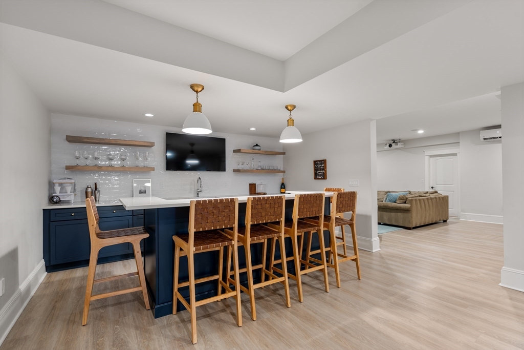 25 Anthony Dr