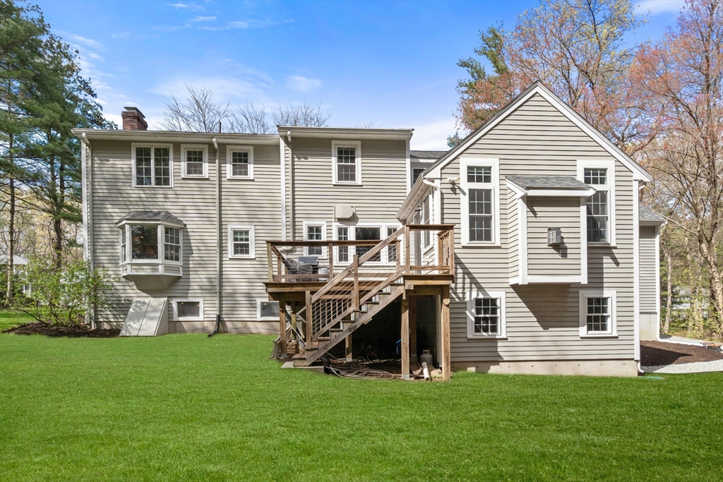 27 Middle Rd