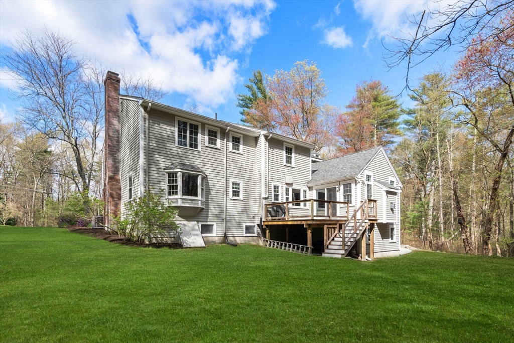 27 Middle Rd