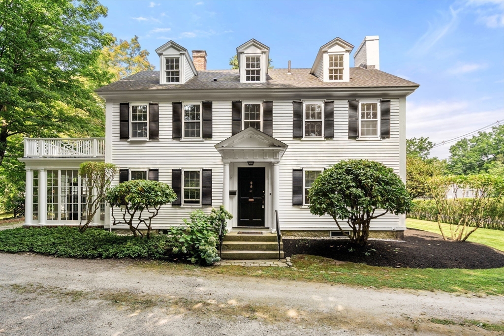 64 Pleasant St