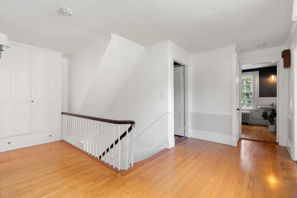 64 Pleasant St