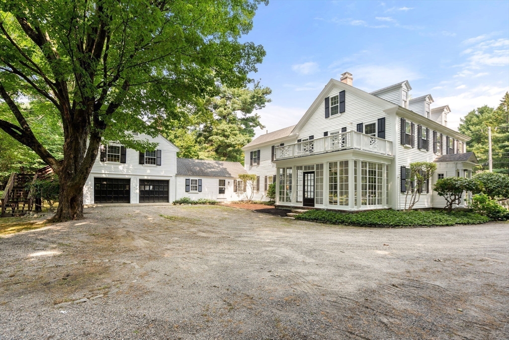 64 Pleasant St